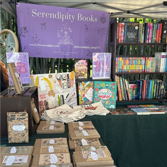 Meet your Posher, Serendipity Books by Jennifer🪄 - Picture 2 of 5